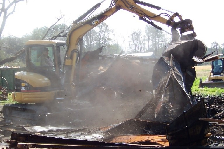 03-2008_Post-fire Cleanup 10.jpg