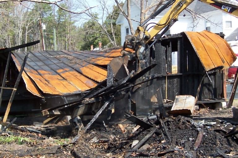 03-2008_Post-fire Cleanup 12.jpg
